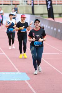 BIB: 2155
                            <button type="button" onclick="openModal(4645552)" class="btn btn-primary btn-sm float-right btn-popup" data-toggle="modal" data-target=".modal-high-quality">
                        <i class="fas fa-shopping-cart"></i> Add to Cart
                    </button>
                                            <button type="button" onclick="isThisMe(4645552, true)" class="btn btn-success btn-sm float-right btn-popup btn-isme hidden" data-toggle="tooltip" data-placement="bottom" title="นี่คือรูปของคุณใช่ไหม คลิกที่นี่เพื่อเอาเข้าอัลบั้ม">
                        <i class="fas fa-plus"></i> Add to album
                    </button>
                    <button type="button" onclick="isThisMe(4645552, false)" class="btn btn-warning btn-sm float-right btn-popup btn-isnotme hidden">
                        <i class="fas fa-ban"></i> Remove from album
                    </button>